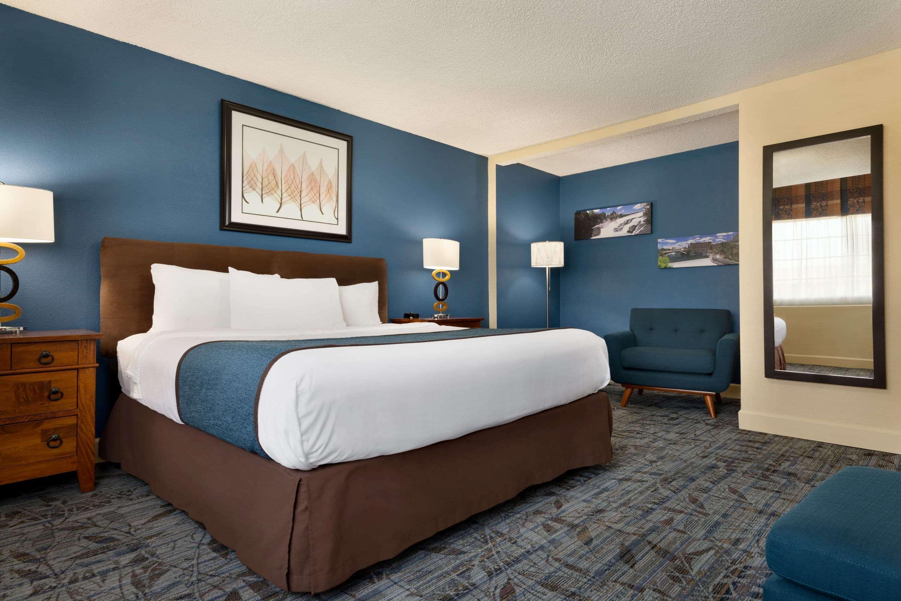 Ramada By Wyndham Spokane Airport Екстериор снимка